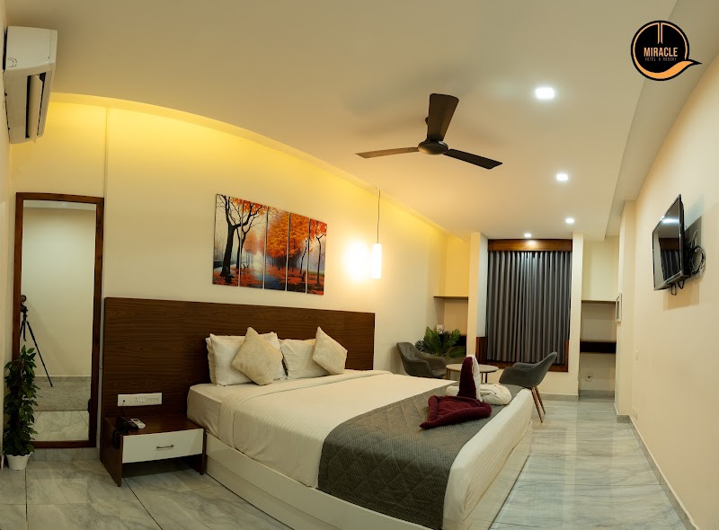 Miracle Hotel & Resorts room