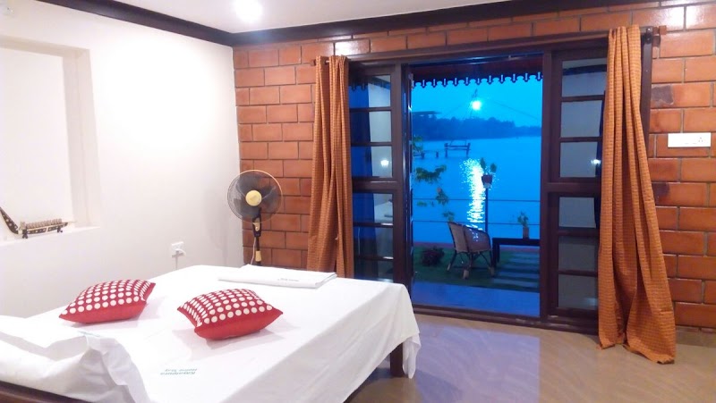 Kayalpura Homestay room