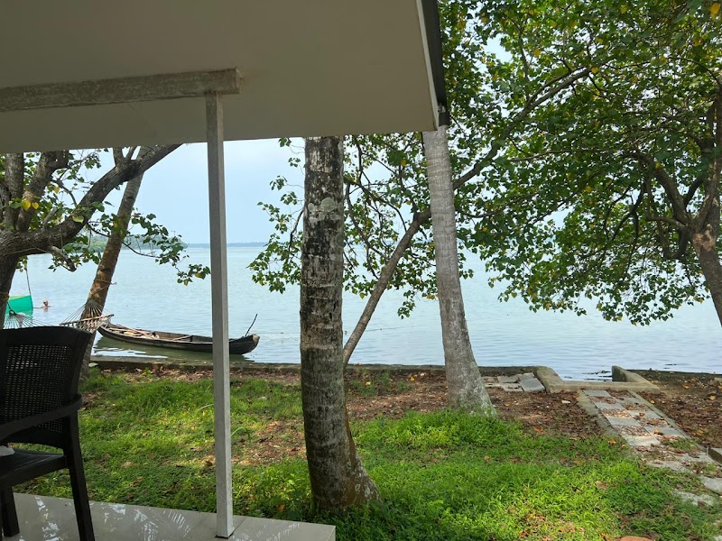 Villa Munroe property view