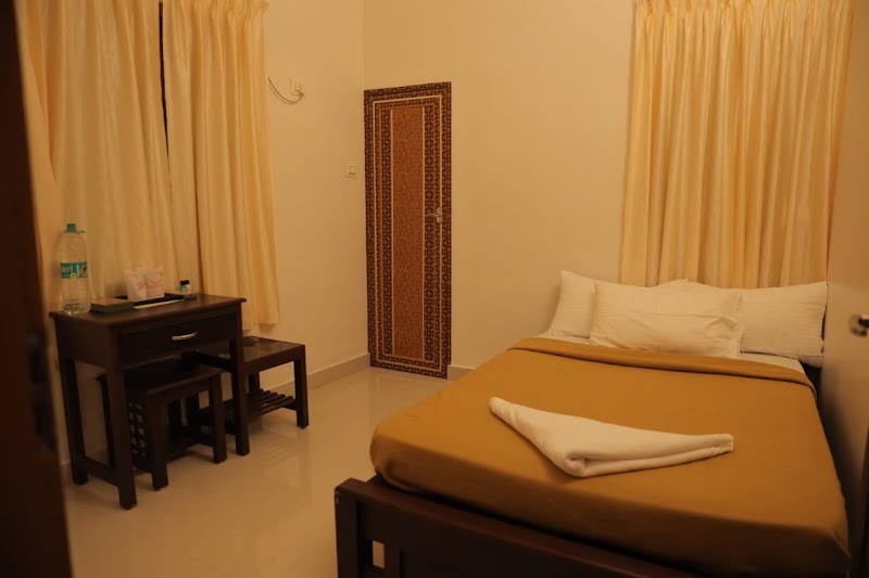 Placid By the Lake Pool villa room